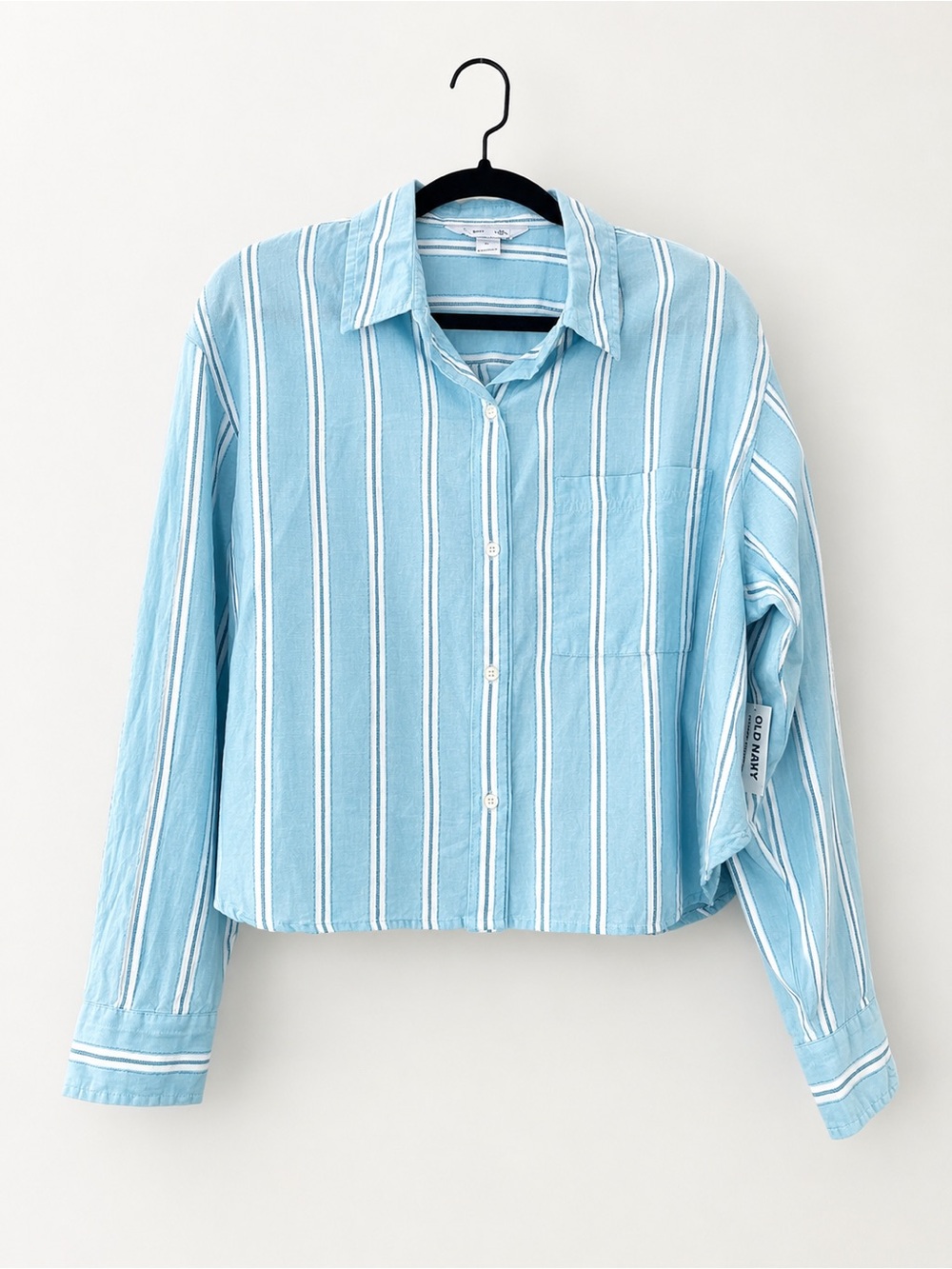 Old Navy Blue & White Vertical Stripe Casual Button-Down